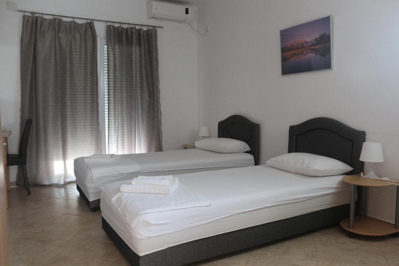 Apartment's Meti Ulcinj Extérieur photo