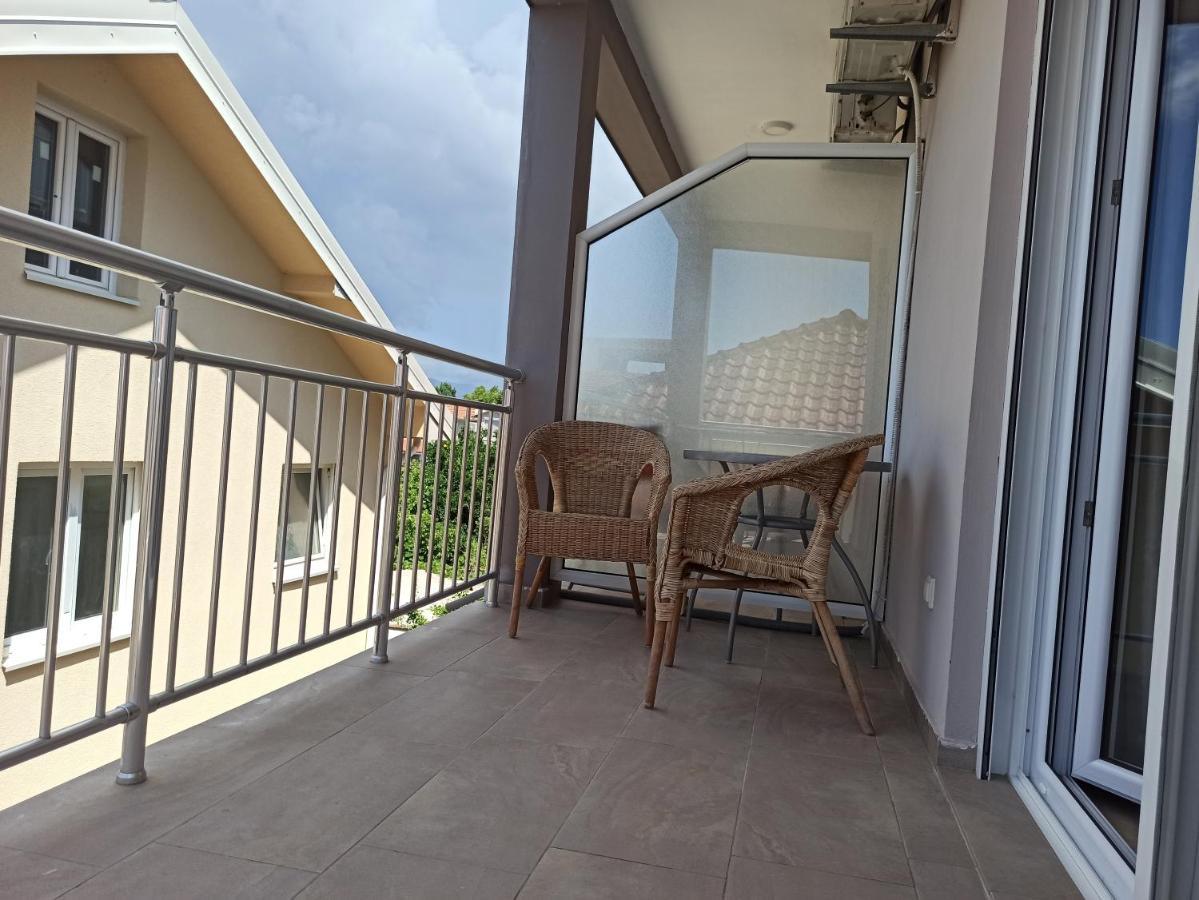 Apartment's Meti Ulcinj Extérieur photo